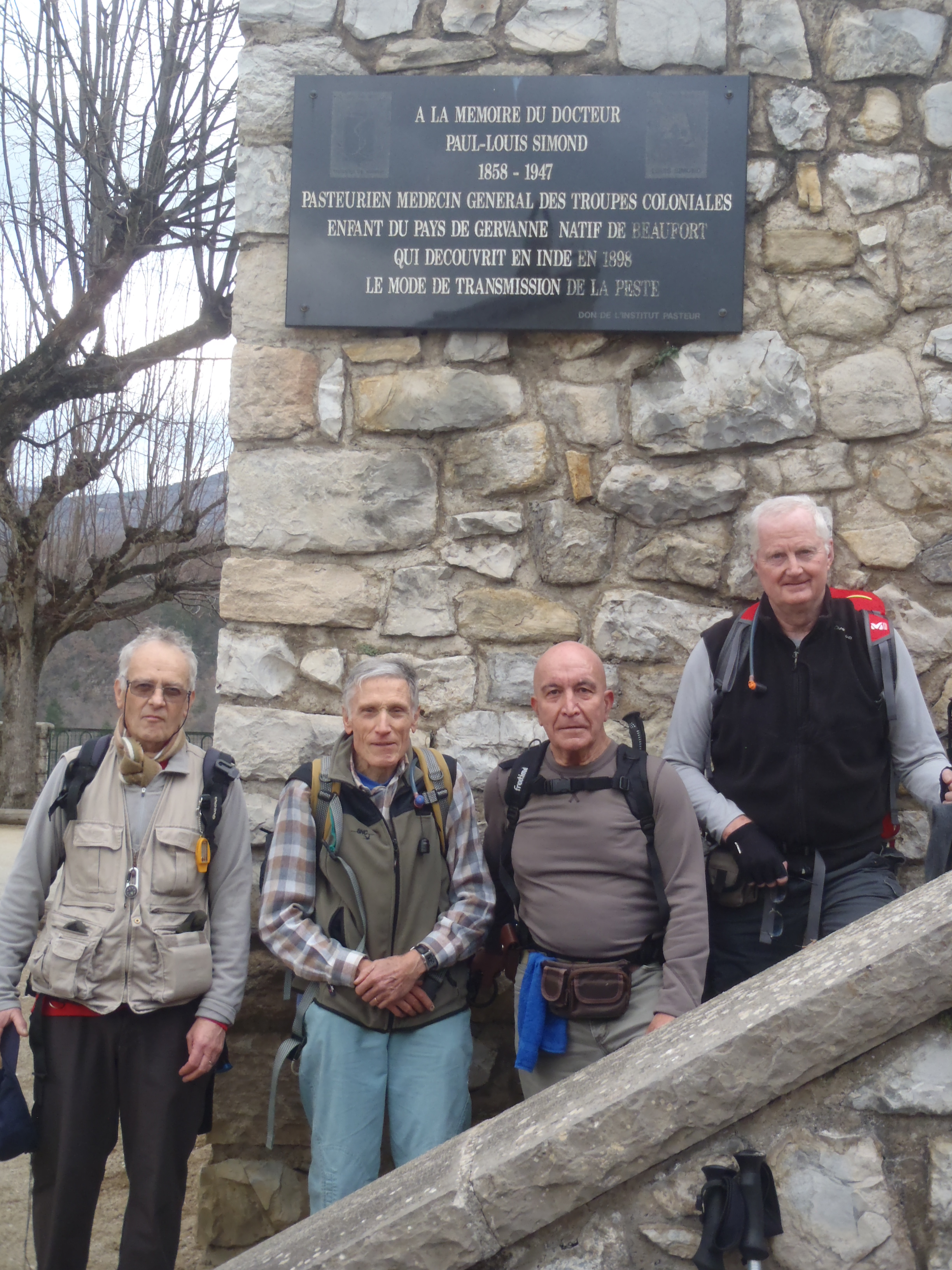 Paul Louis Simond. Plaque commémorative.