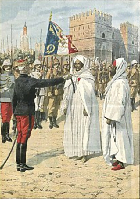 Lyautey décore le Glaoui de la légion d'honneur.