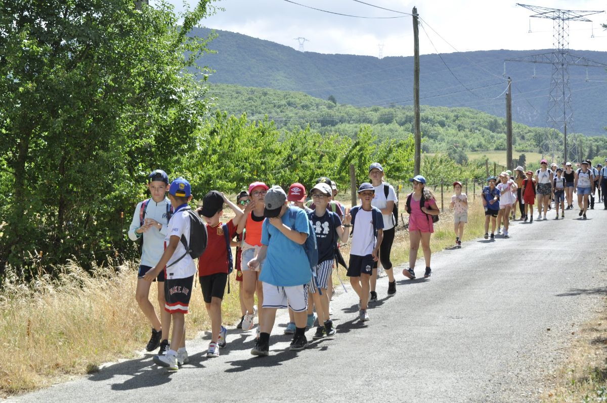 Ils ont parcouru vaillamment  les 4 kilomètres  du Sentier